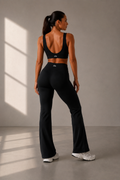 Essential Flared Legging